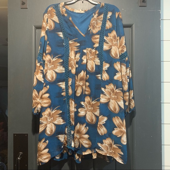Entro Floral Deep V Neck Balloon Sleeve Flowy Tunic Dress - Picture 1 of 8